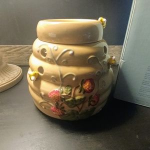 PartyLite Beehive MeltsTart Tealight Candle Warmer